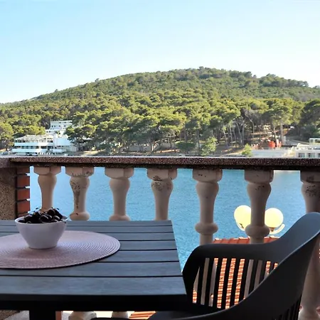 Romantic Boxavia Apartment Božava